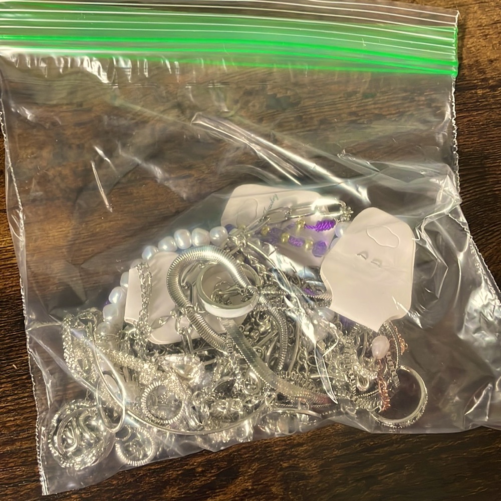 Assortment of jewelry